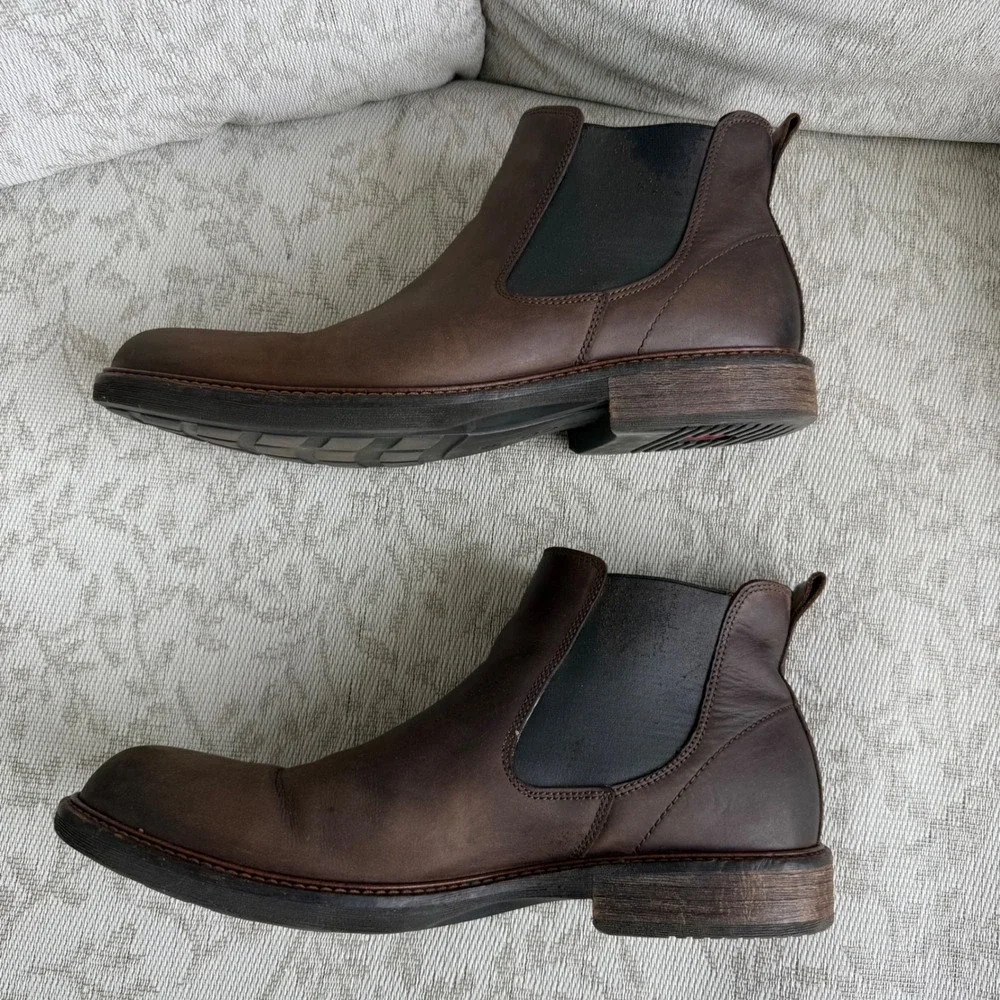 ECCO Chelsea Boots Brown Leather Pull On Minimalist Shock Point Men's EU 44 EUC
